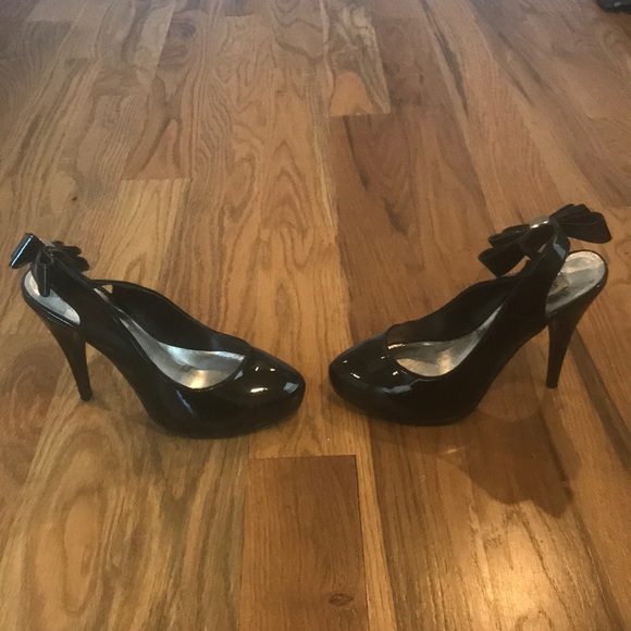 Steve Madden Bow Sling Backs - Picture 2 of 3